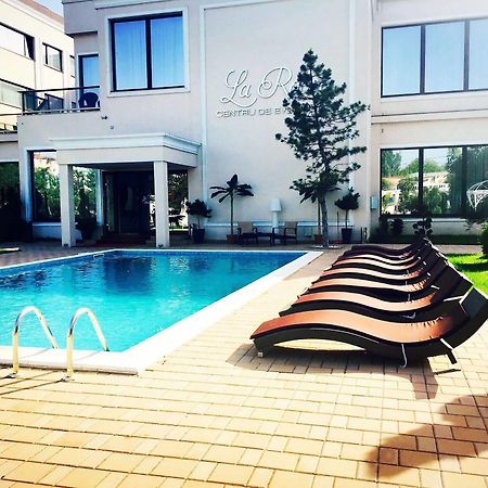 קריובה La Rocca Boutique Hotel מראה חיצוני תמונה