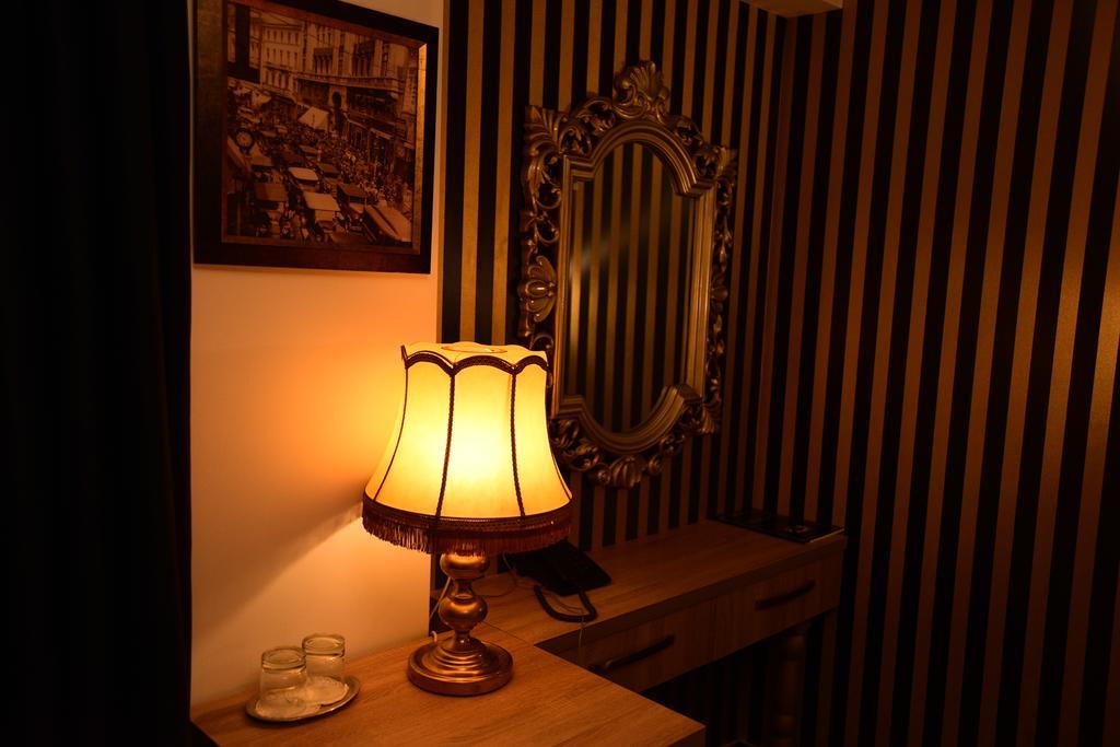 קריובה La Rocca Boutique Hotel מראה חיצוני תמונה