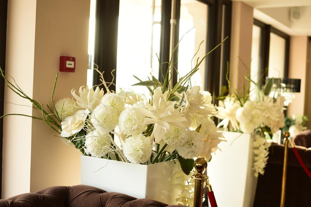 קריובה La Rocca Boutique Hotel מראה חיצוני תמונה
