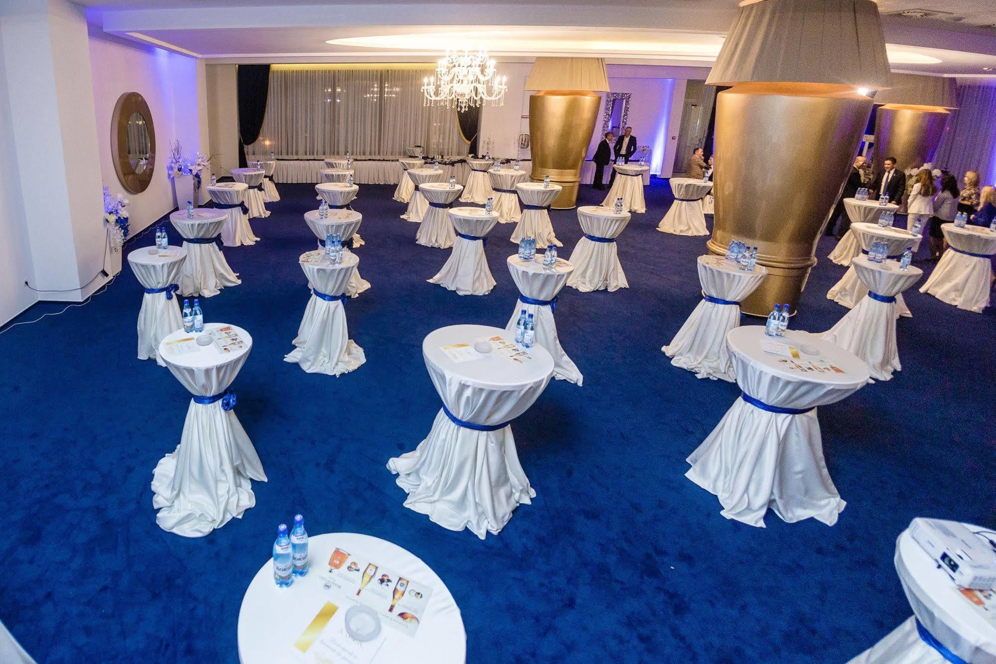 קריובה La Rocca Boutique Hotel מראה חיצוני תמונה