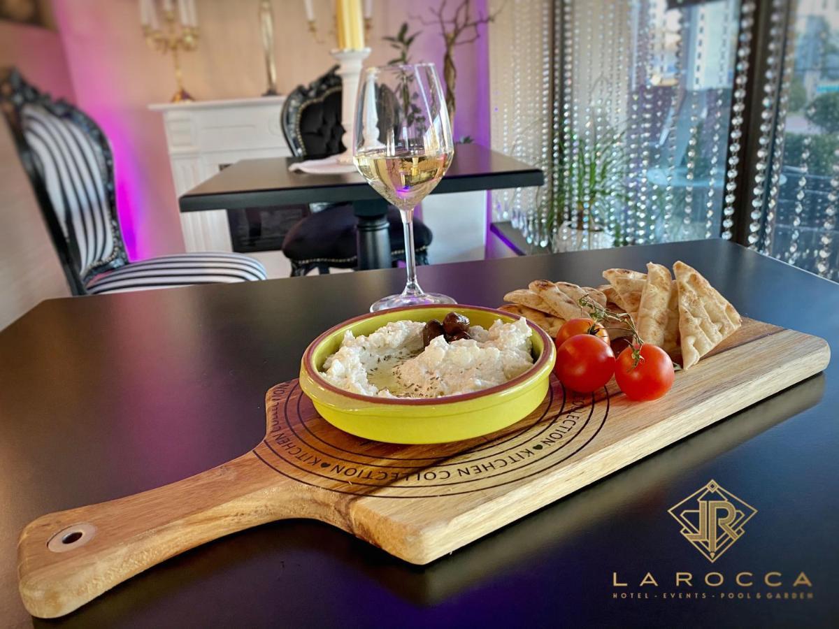 קריובה La Rocca Boutique Hotel מראה חיצוני תמונה